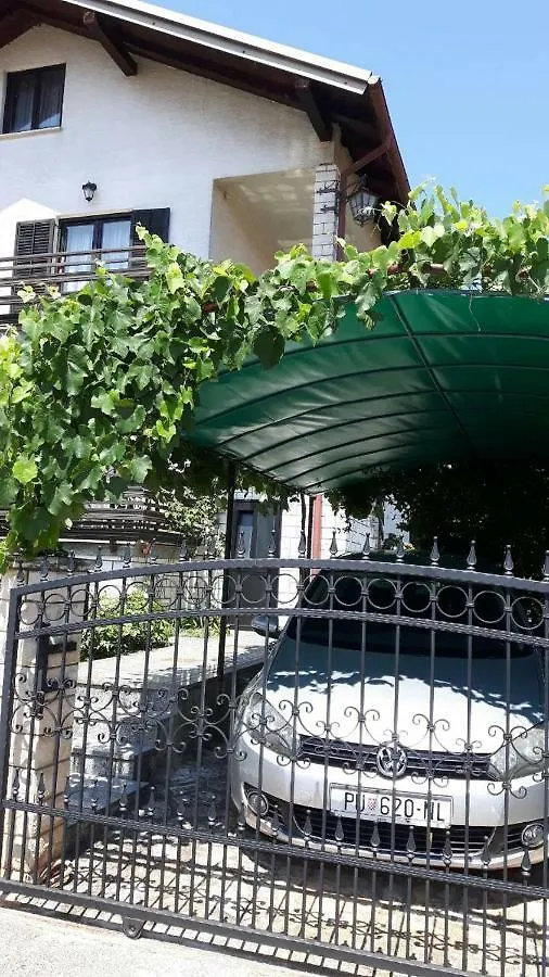 App Bajic Apartment Umag
