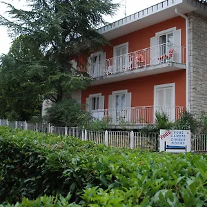 La Rossa Bed & Breakfast